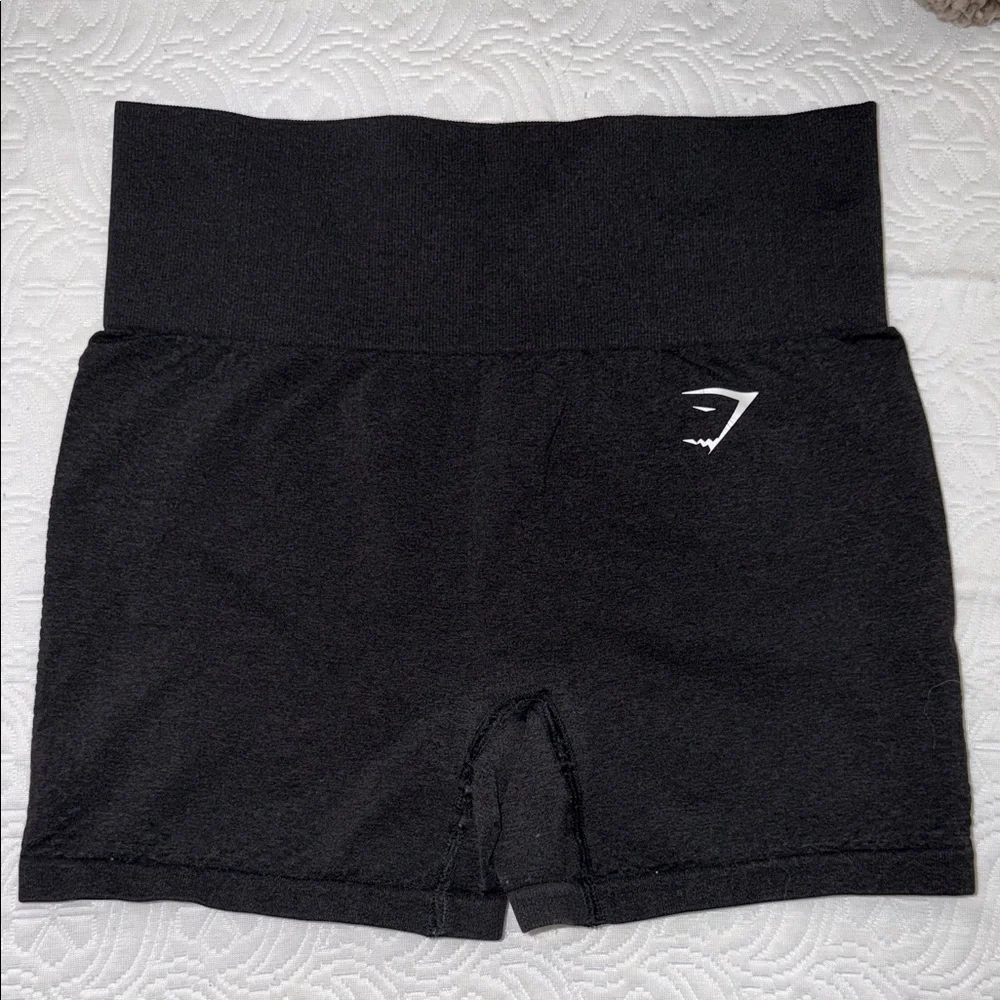 Gymshark Black High-Waist Bike Shorts with Logo - Picture 1 of 2